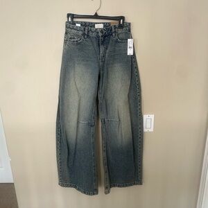 Barrel jeans size 25
